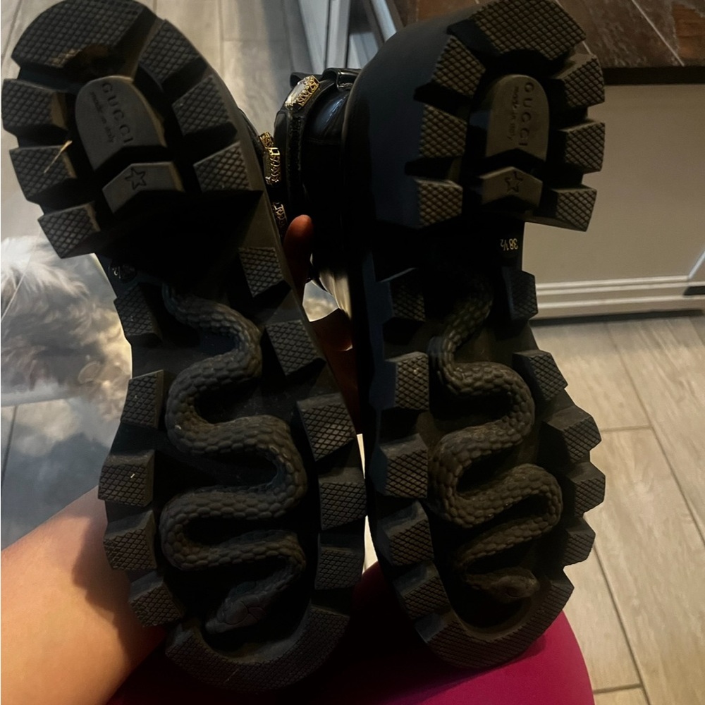 Gucci ankle boot with belt